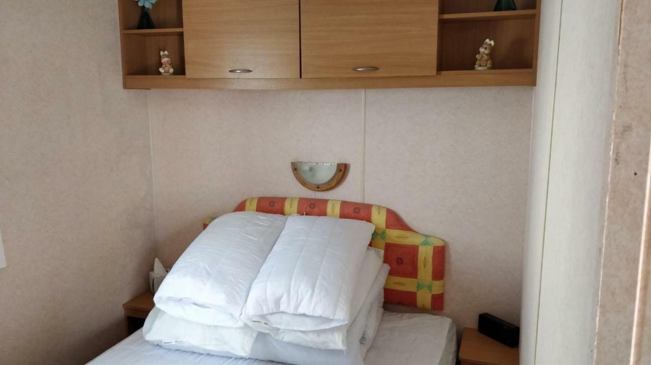 Отель 8 Berth Sealands Инголдмелс Экстерьер фото
