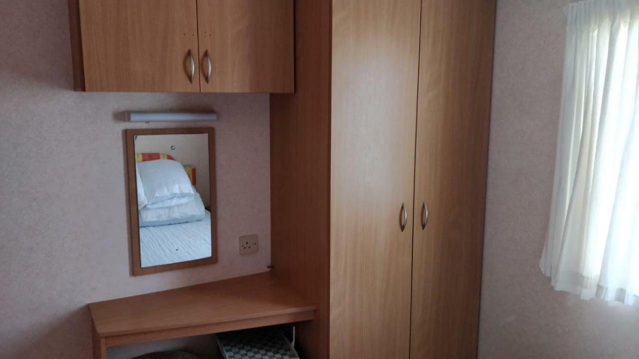 Отель 8 Berth Sealands Инголдмелс Экстерьер фото